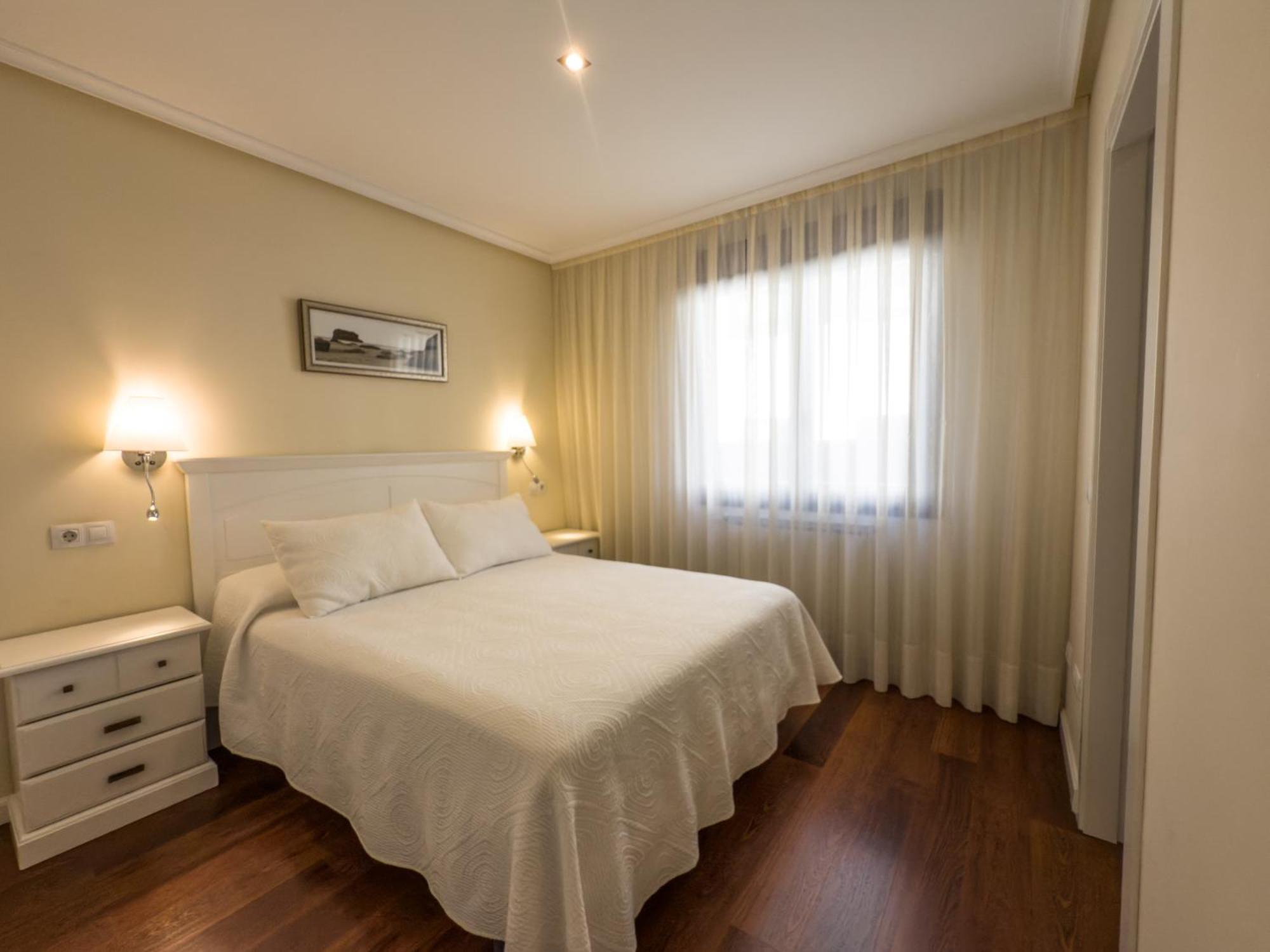 Apartamentos Verdemar Llanes Kültér fotó