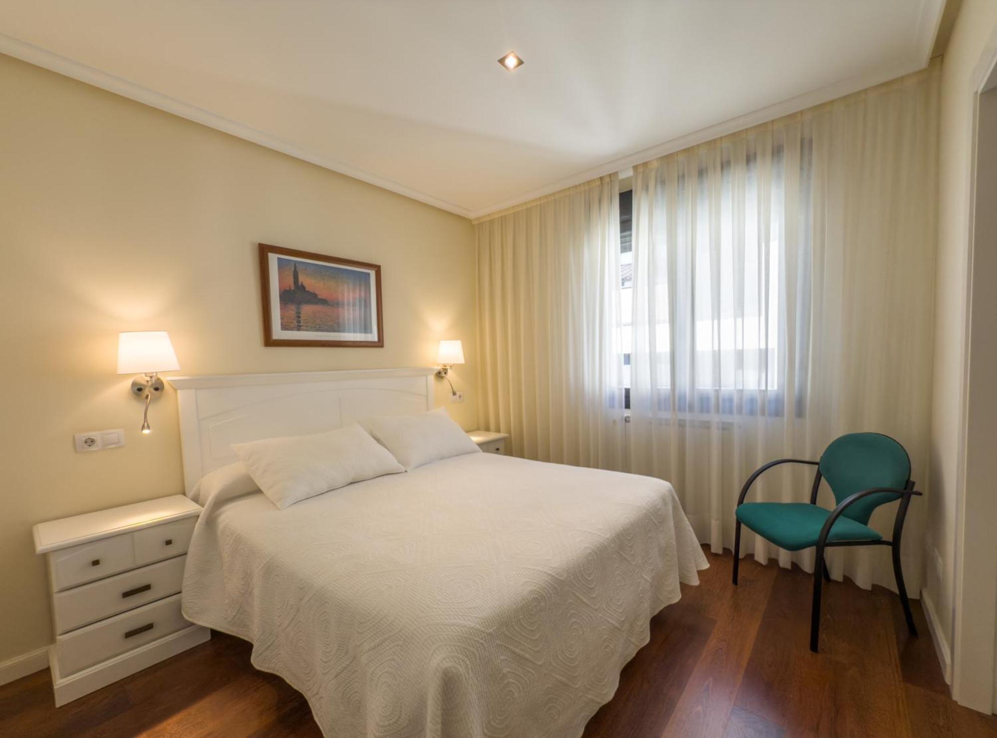 Apartamentos Verdemar Llanes Kültér fotó